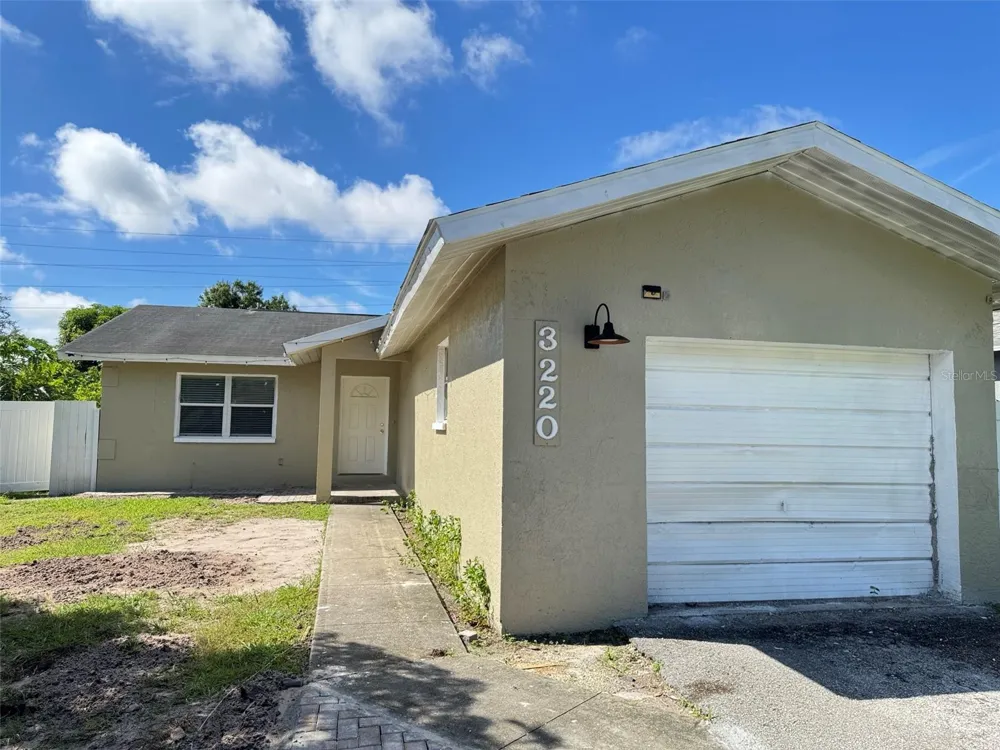 3218 68TH AVENUE St Petersburg, FL 33702