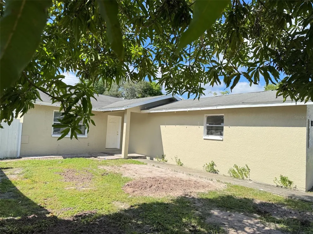 3218 68TH AVENUE St Petersburg, FL 33702