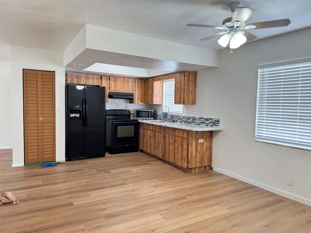 3218 68TH AVENUE St Petersburg, FL 33702