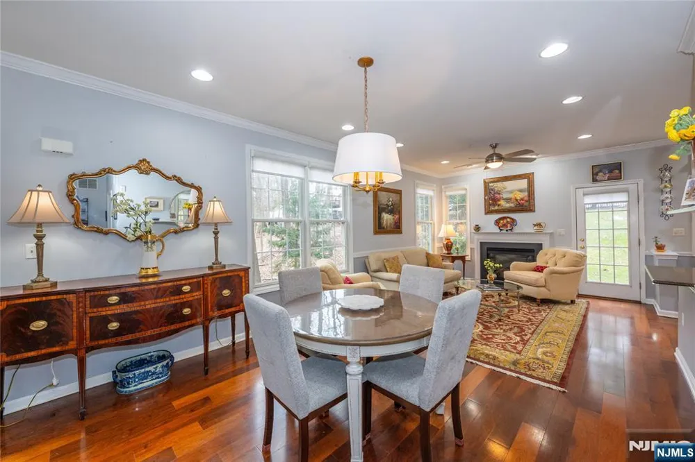 1 Ashley Court 701 Hawthorne, NJ 07506