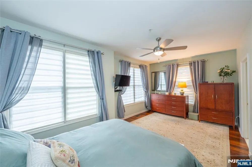 1 Ashley Court 701 Hawthorne, NJ 07506
