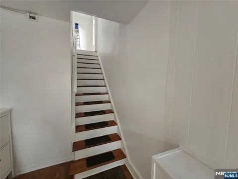 255 Jackson Avenue