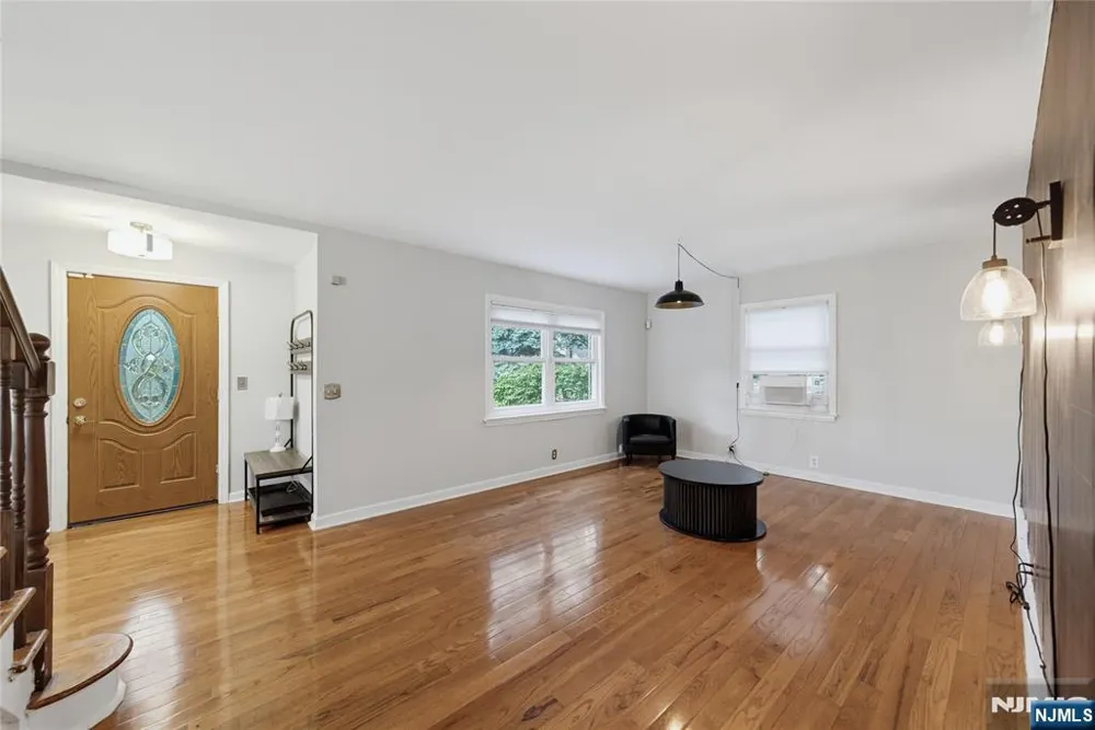 83 Fairfield Street Englewood, NJ 07631