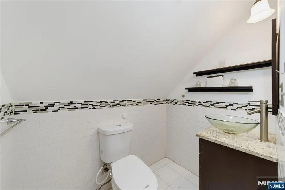 83 Fairfield Street Englewood, NJ 07631