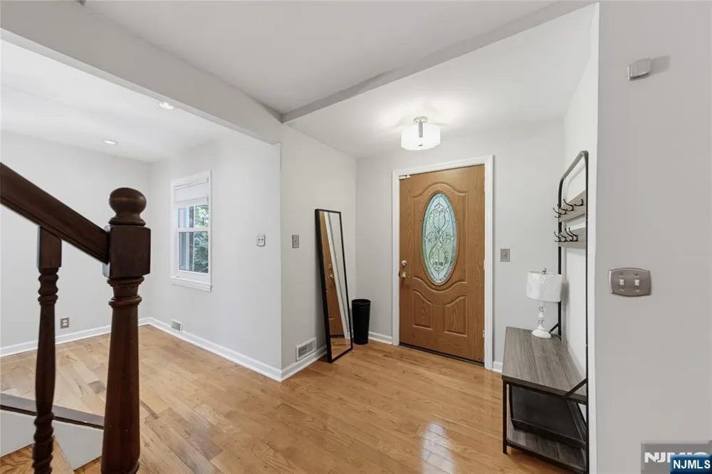 83 Fairfield Street Englewood, NJ 07631