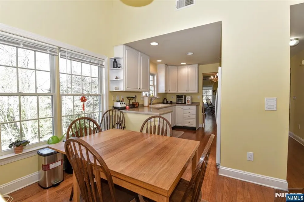 66 Pheasant Run Old Tappan, NJ 07675
