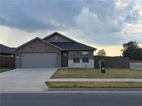 613 Jackson Lane