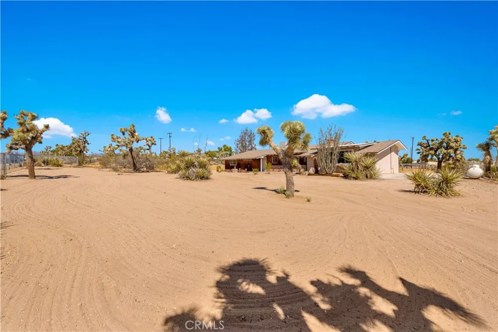 58662 Buena Vista Drive Yucca Valley, CA 92284