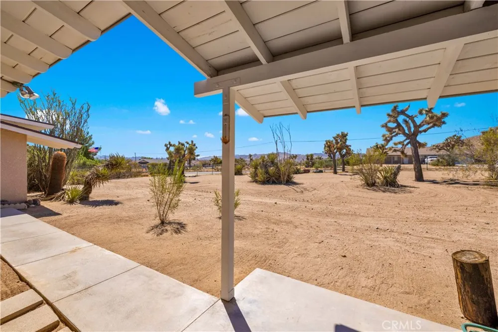 58662 Buena Vista Drive Yucca Valley, CA 92284