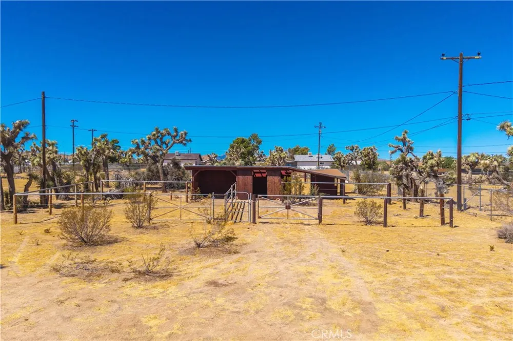 58662 Buena Vista Drive Yucca Valley, CA 92284