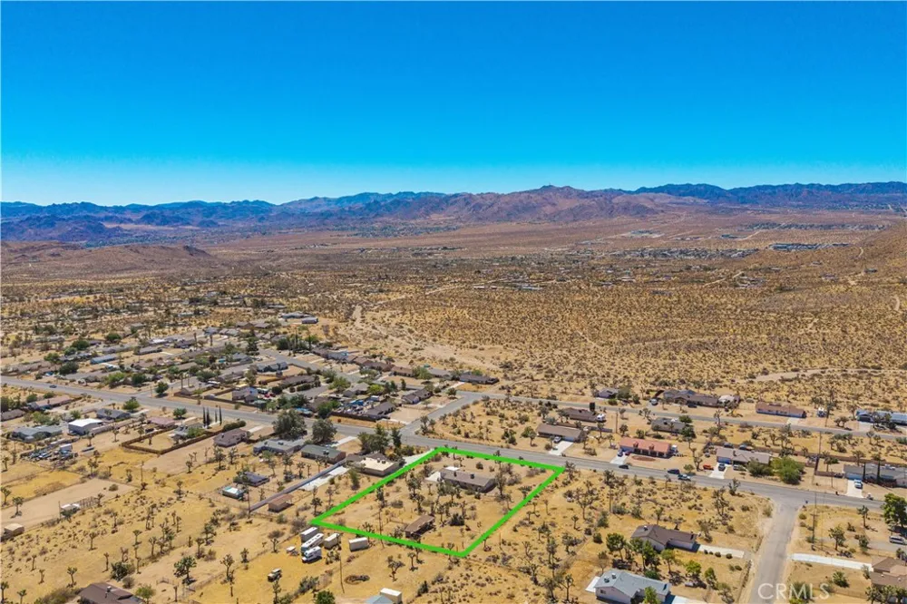 58662 Buena Vista Drive Yucca Valley, CA 92284
