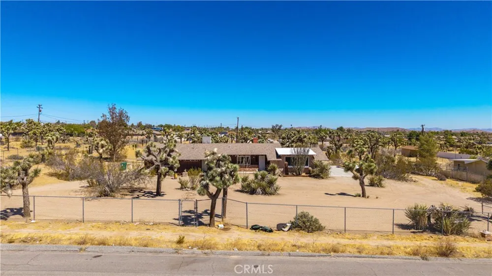 58662 Buena Vista Drive Yucca Valley, CA 92284