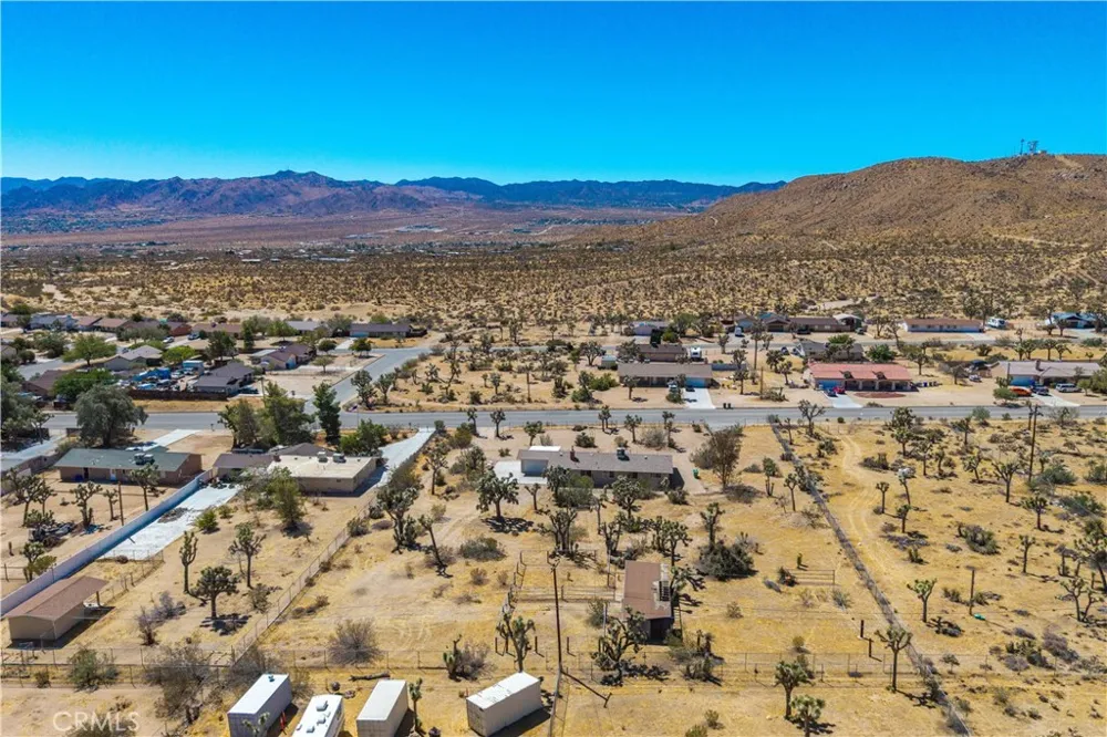 58662 Buena Vista Drive Yucca Valley, CA 92284
