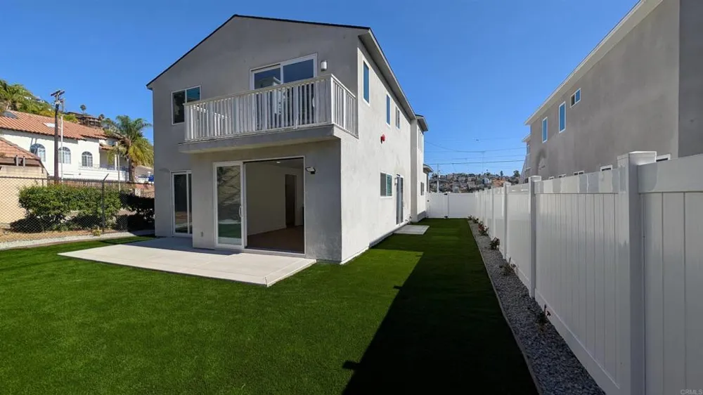 1304 Buena Vista Avenue Spring Valley, CA 91977