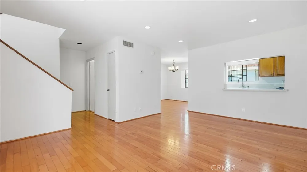 2971 Plaza Del Amo #251 Torrance, CA 90503