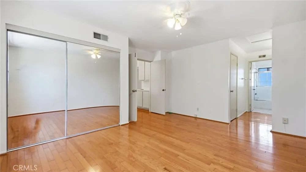 2971 Plaza Del Amo #251 Torrance, CA 90503