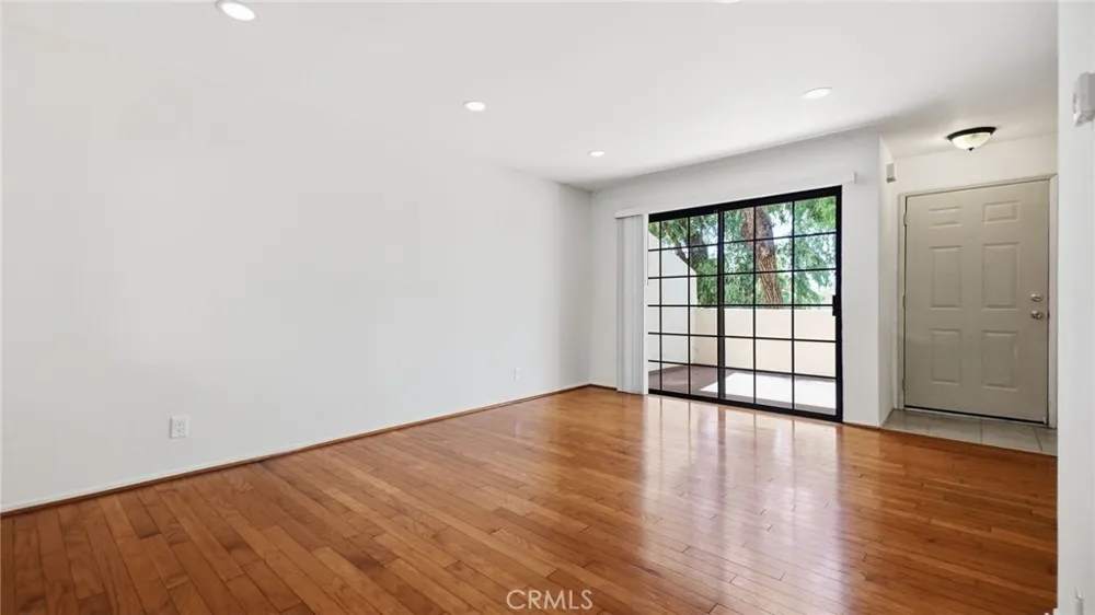 2971 Plaza Del Amo #251 Torrance, CA 90503