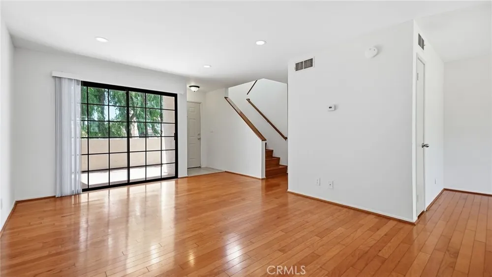 2971 Plaza Del Amo #251 Torrance, CA 90503