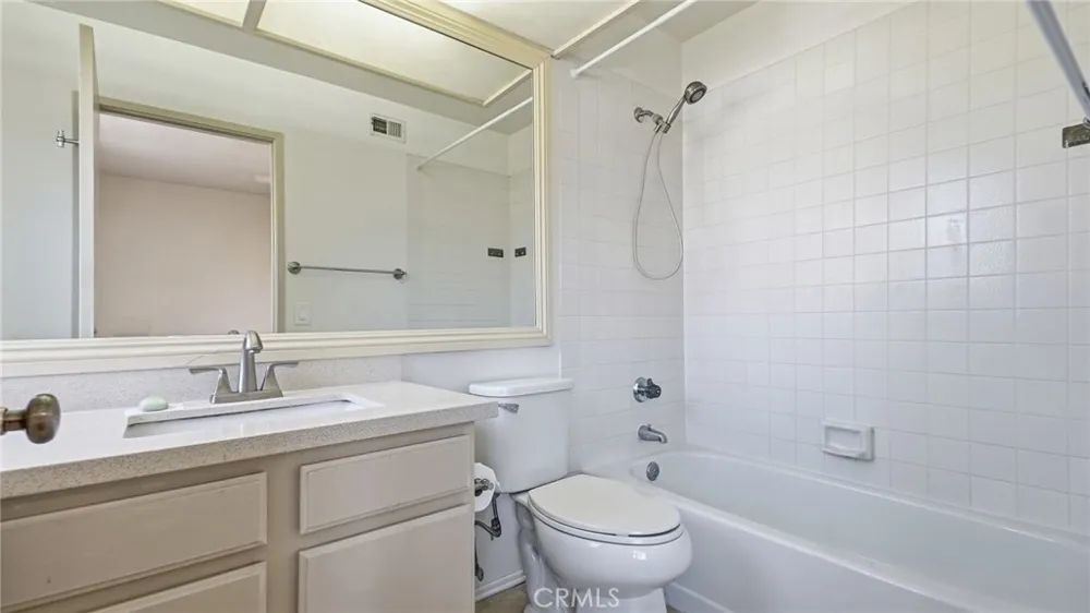 2971 Plaza Del Amo #251 Torrance, CA 90503