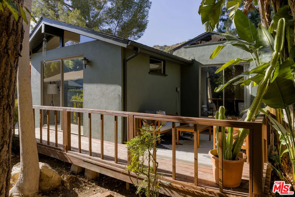 1718 Hill Drive Los Angeles, CA 90041