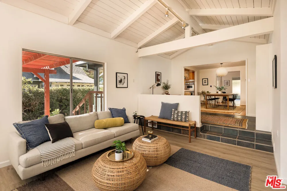 1718 Hill Drive Los Angeles, CA 90041