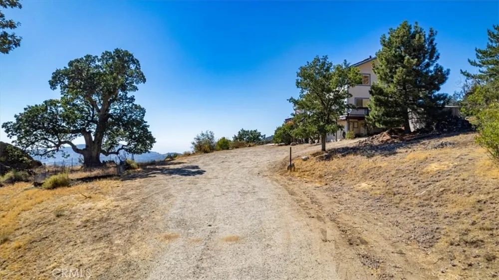 24145 Jacaranda Drive Tehachapi, CA 93581