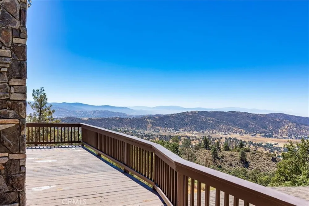 24145 Jacaranda Drive Tehachapi, CA 93581