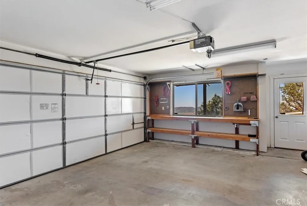 24145 Jacaranda Drive Tehachapi, CA 93581