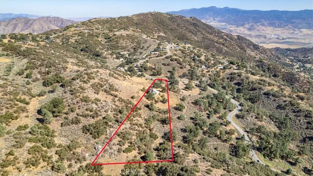 24145 Jacaranda Drive Tehachapi, CA 93581