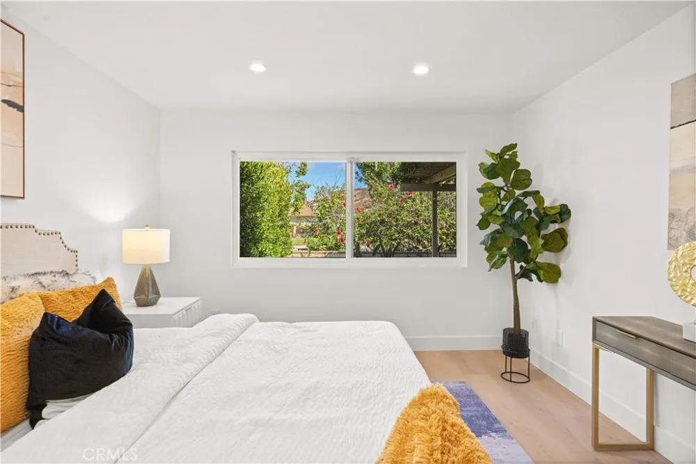 15 Eucalyptus Irvine, CA 92612