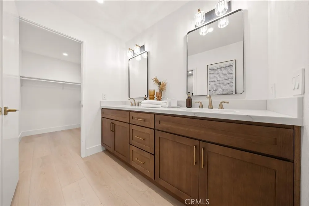 15 Eucalyptus Irvine, CA 92612