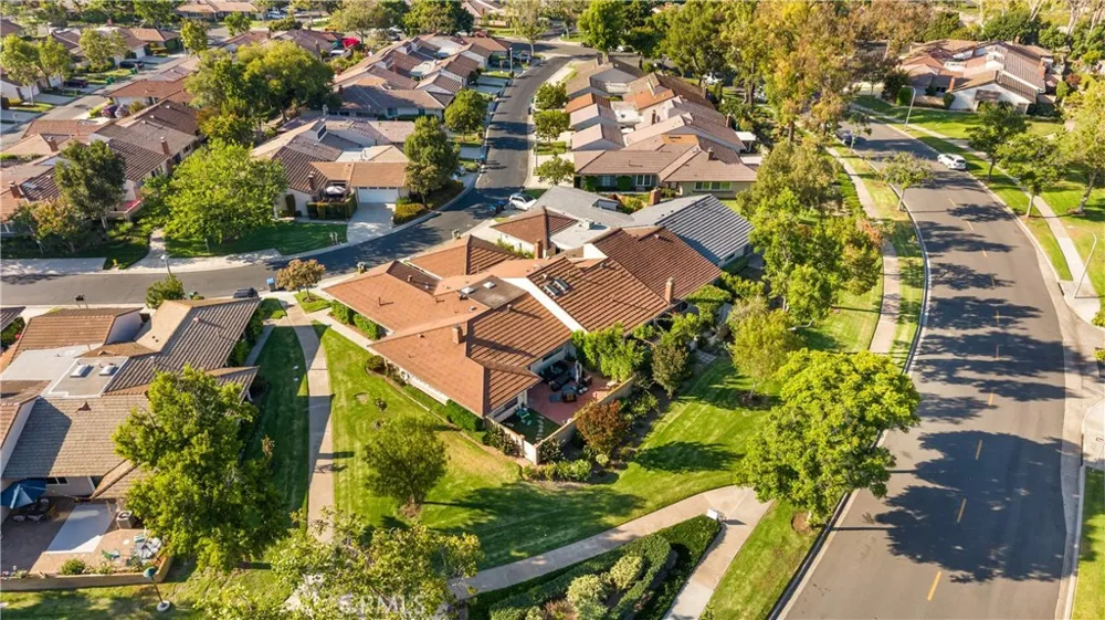 15 Eucalyptus Irvine, CA 92612