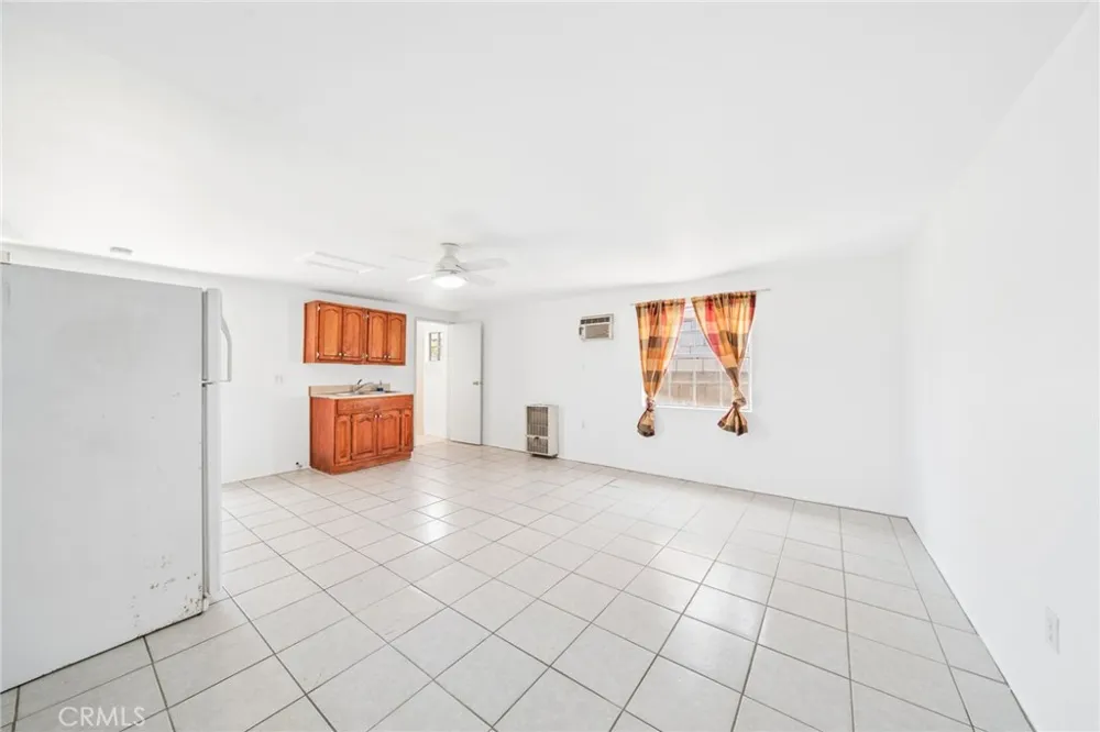 11739 Telechron Whittier, CA 90605