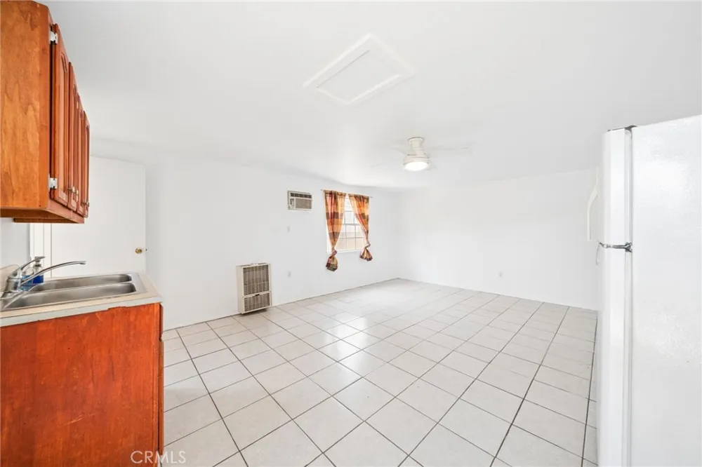 11739 Telechron Whittier, CA 90605