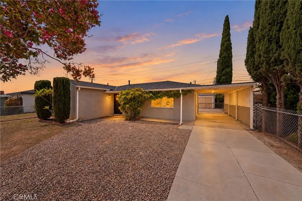 11739 Telechron Whittier, CA 90605