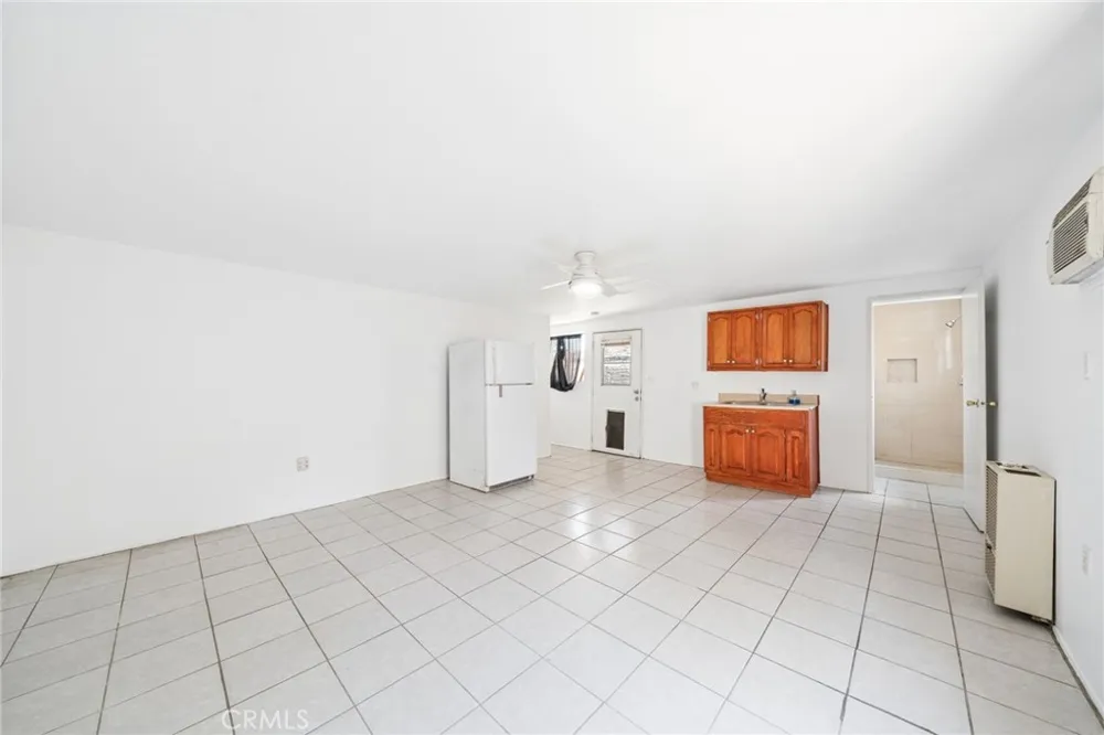 11739 Telechron Whittier, CA 90605