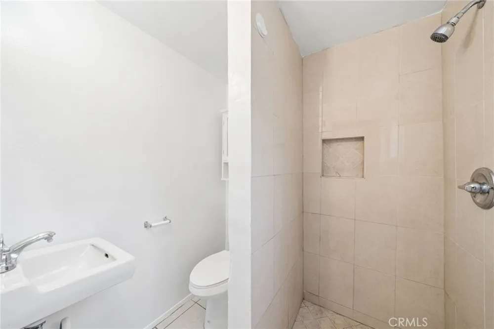 11739 Telechron Whittier, CA 90605