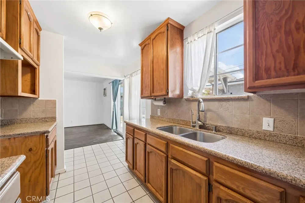 11739 Telechron Whittier, CA 90605