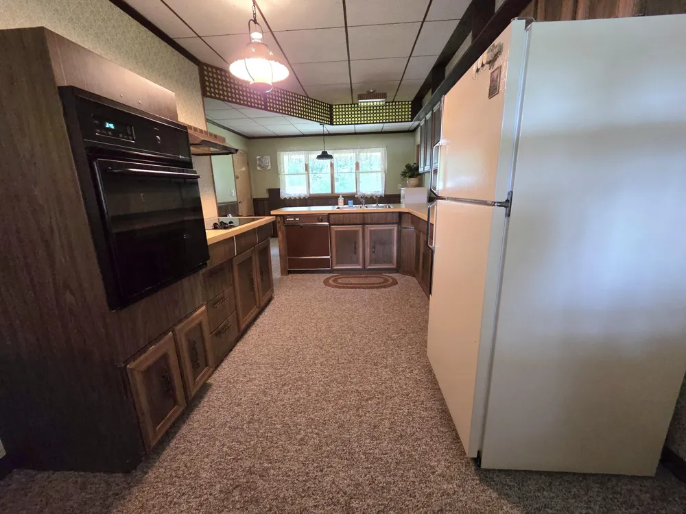 1465 Holton Road Muskegon, MI 49445