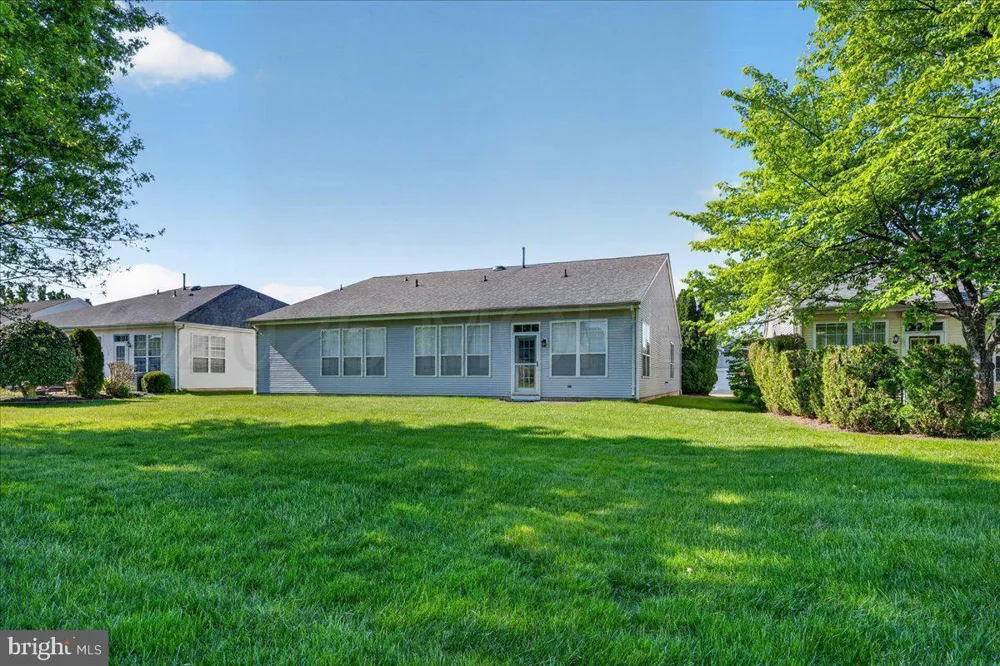 7 Allister Lane Columbus, NJ 08022