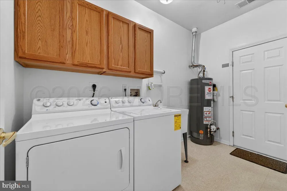 7 Allister Lane Columbus, NJ 08022