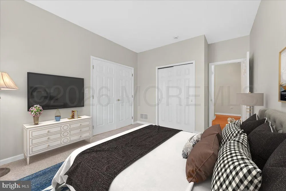 7 Allister Lane Columbus, NJ 08022
