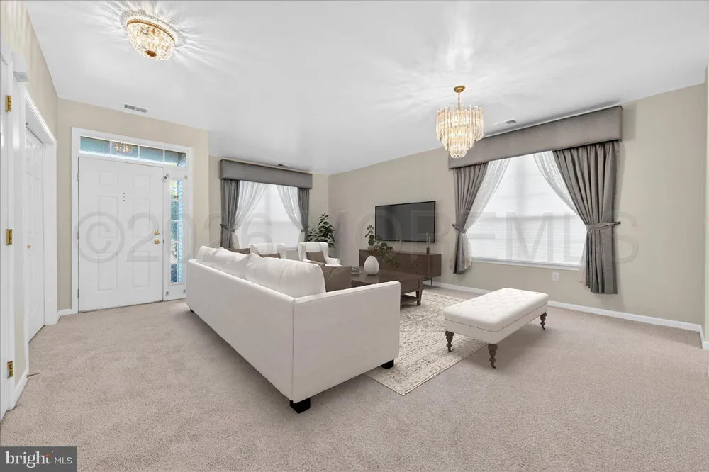 7 Allister Lane Columbus, NJ 08022