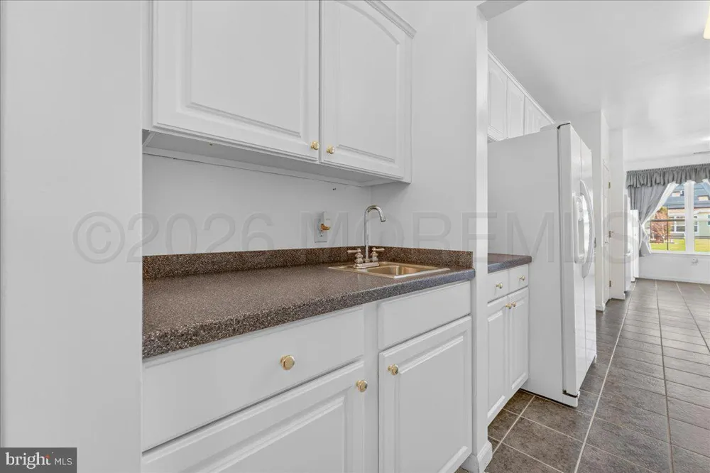 7 Allister Lane Columbus, NJ 08022