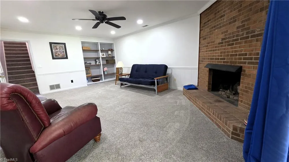3655 Cherry Hill Drive Greensboro, NC 27410