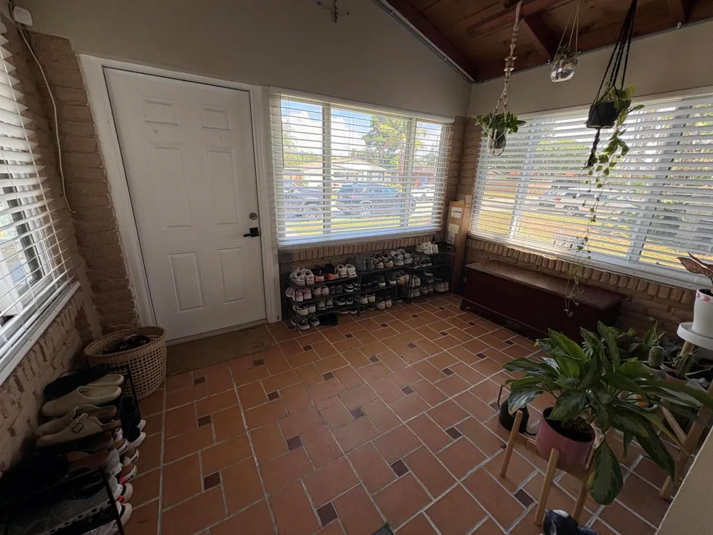 1215 NE 16TH TERRACE Fort Lauderdale, FL 33304