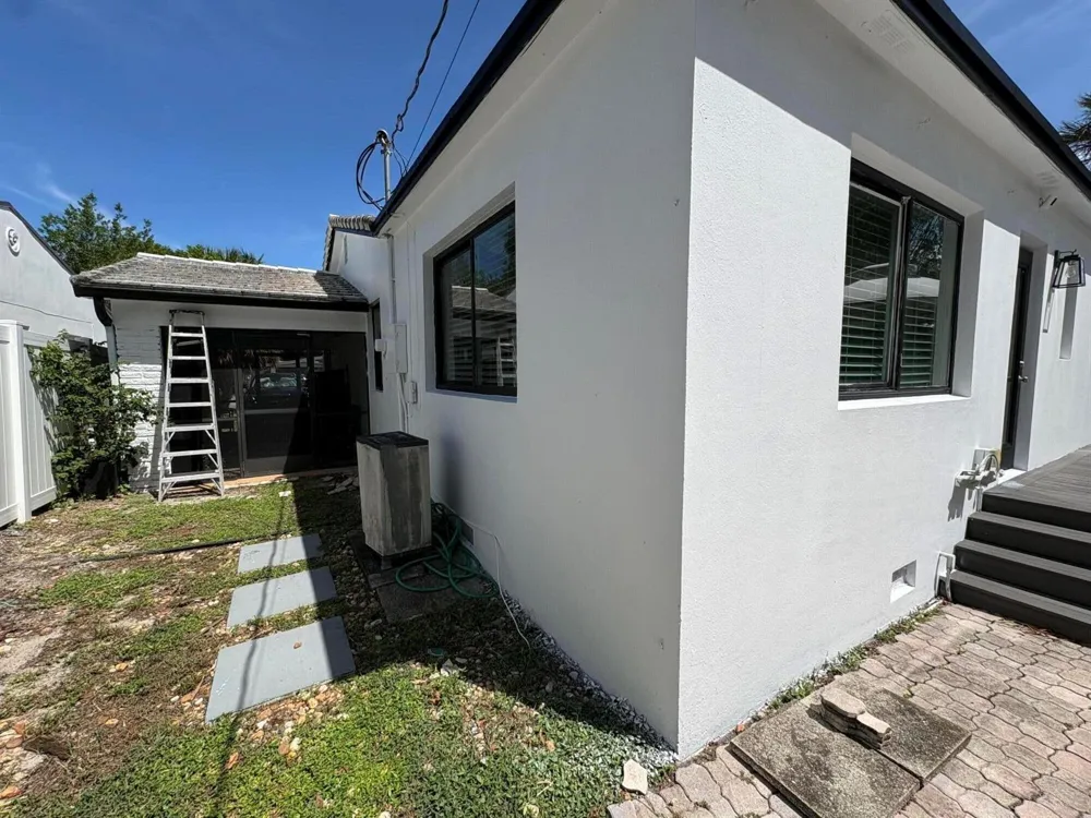 1215 NE 16TH TERRACE Fort Lauderdale, FL 33304