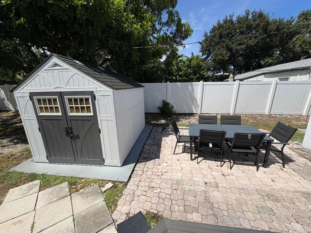 1215 NE 16TH TERRACE Fort Lauderdale, FL 33304
