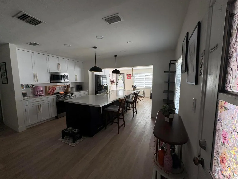 1215 NE 16TH TERRACE Fort Lauderdale, FL 33304