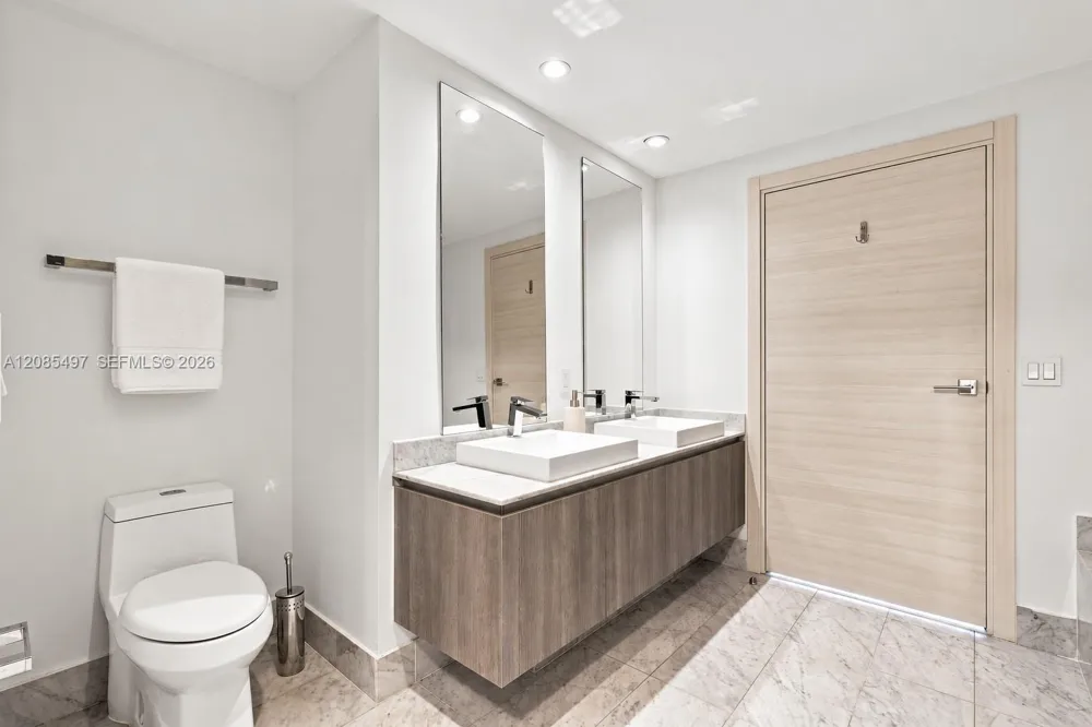 801 S Miami Ave #1810 Miami, FL 33130